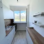 Shengjin شقة *